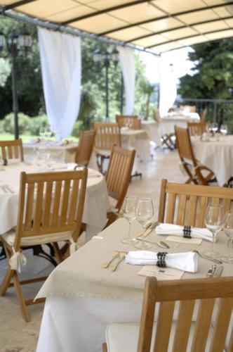 Hotel Restaurant Le Clos De Pradines Сан-Контан-ла-Потри Екстериор снимка